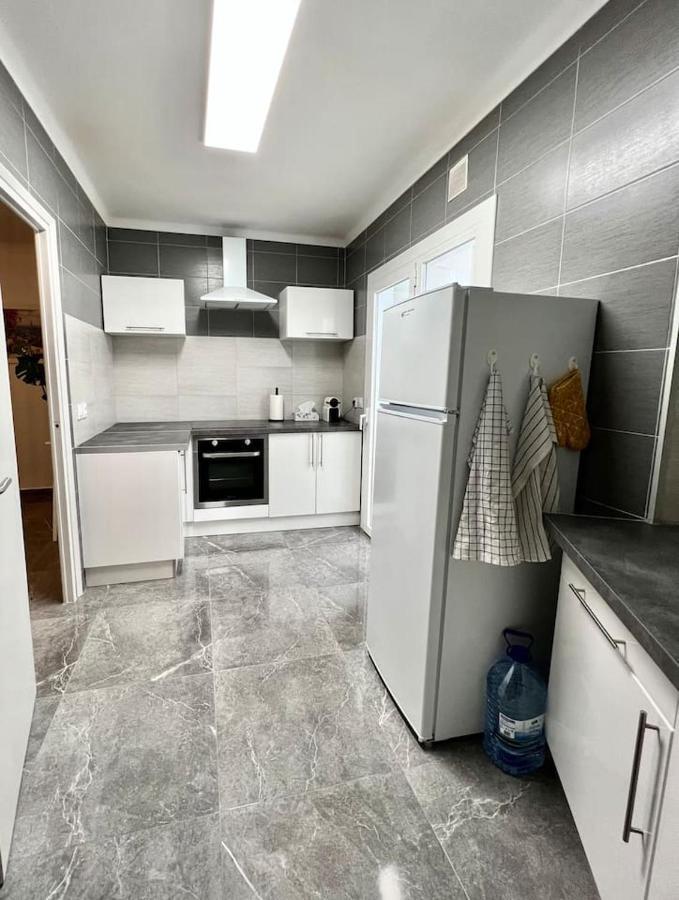 Amplio Apartamento Tranquilo Cerca De La Playa Росес Екстер'єр фото